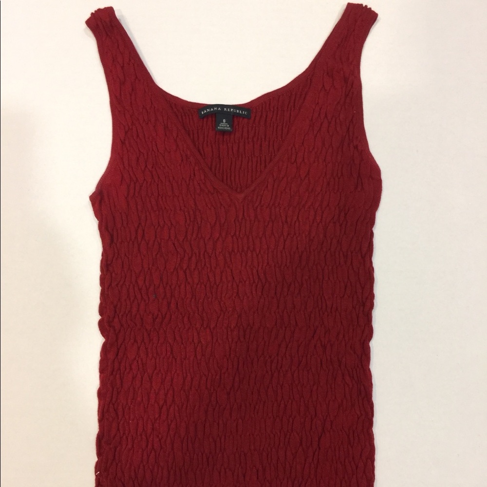 RED BANANA REPUBLIC TOP